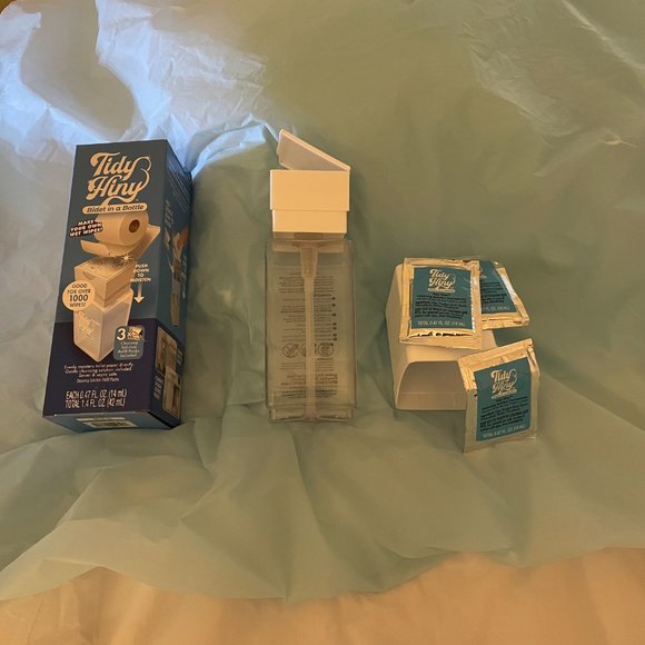 Bidet in a Bottle (Toilet Tissue Moistener) Tidy Hiny (NEW & UNUSED) - Picture 13 of 13